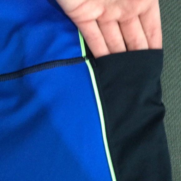 Athleta Velocity Colorblock Capri - Picture 4 of 6